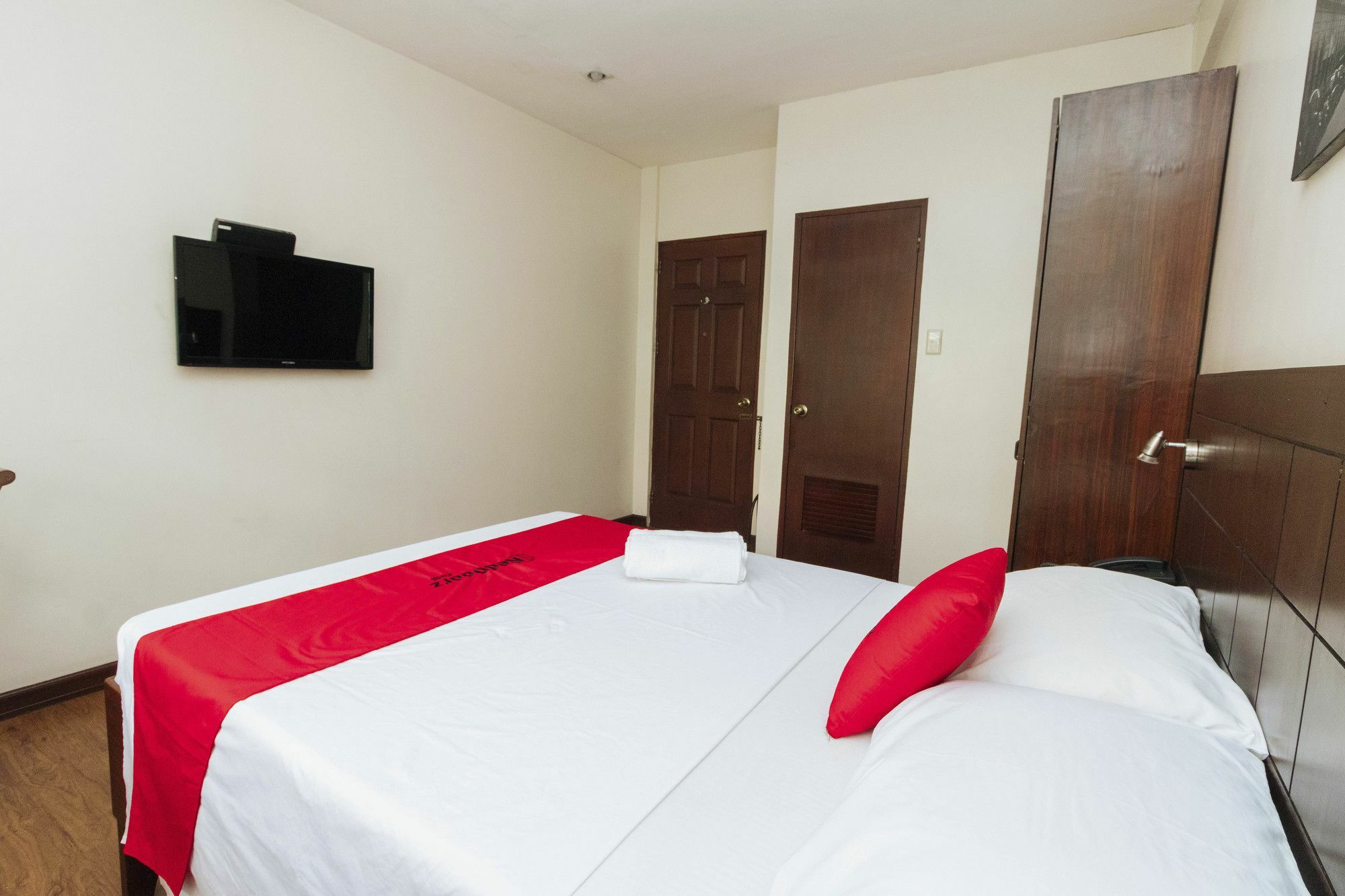 Hotel Reddoorz San Antonio Makati Manila Exteriér fotografie