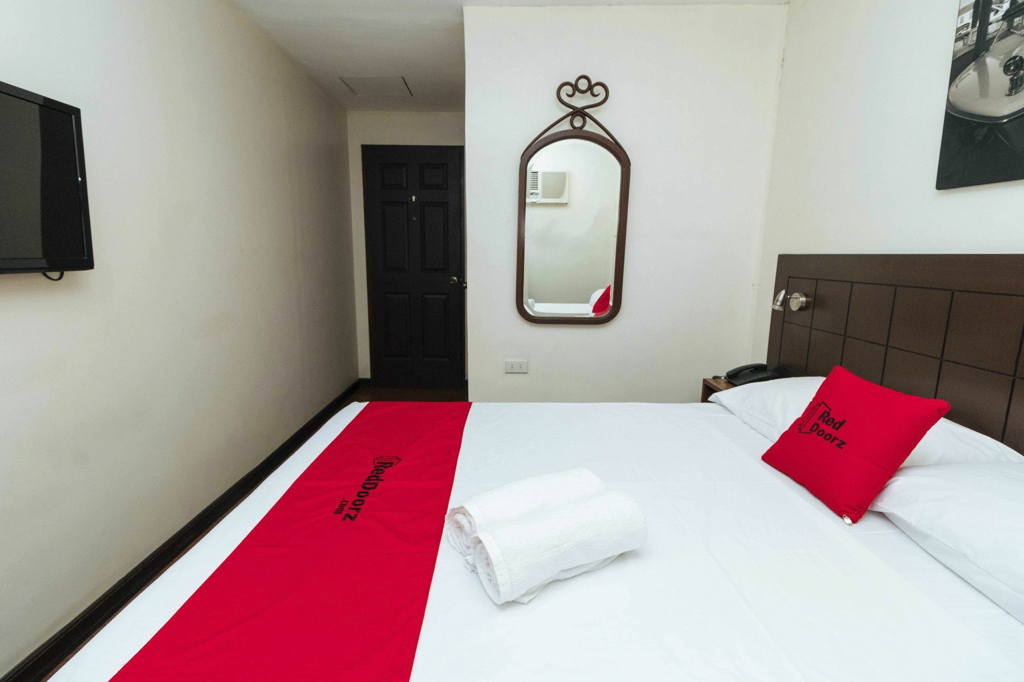 Hotel Reddoorz San Antonio Makati Manila Exteriér fotografie