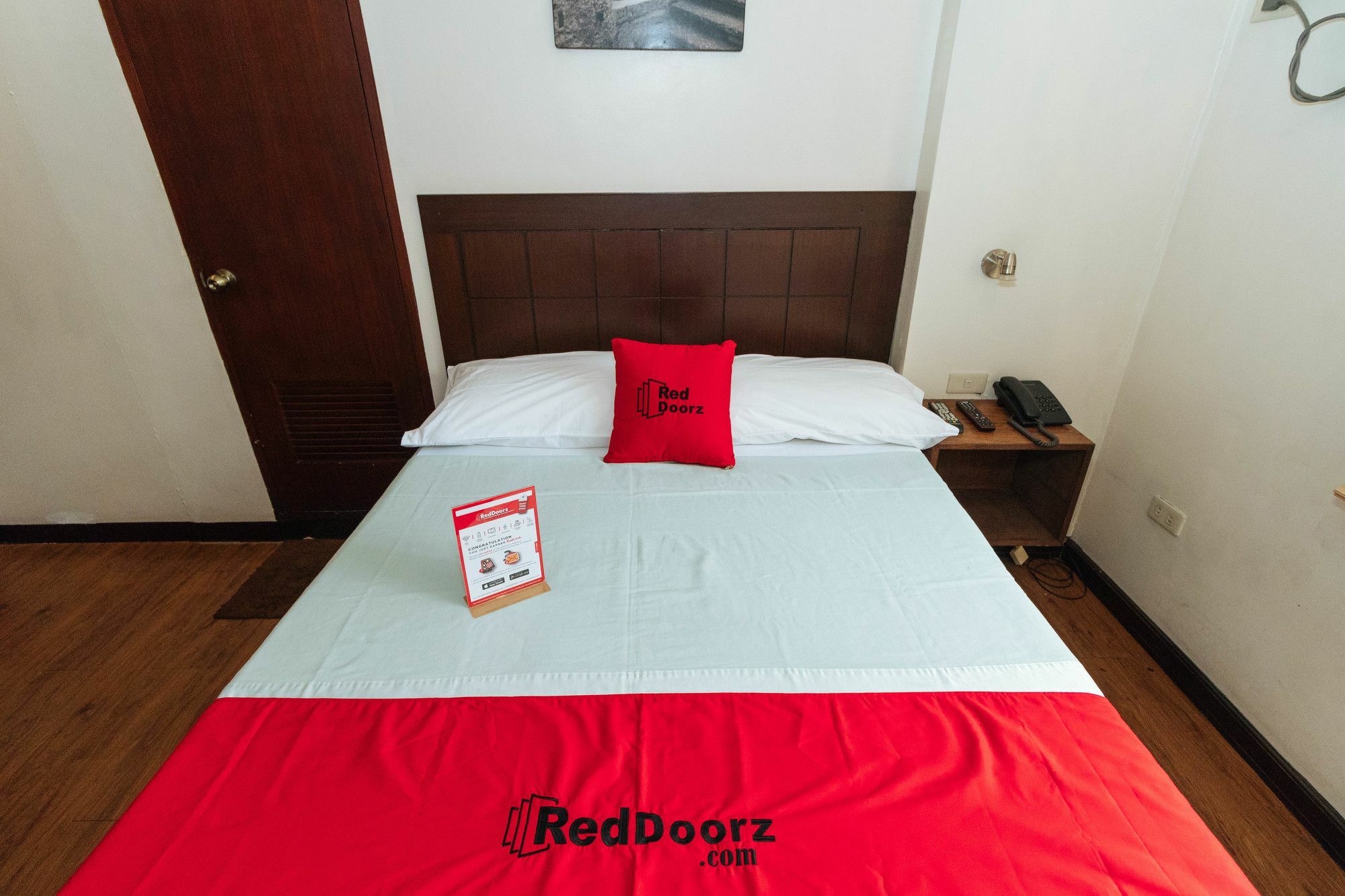 Hotel Reddoorz San Antonio Makati Manila Exteriér fotografie